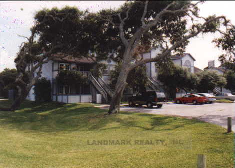 Anastasia Oaks Condos Exterior View