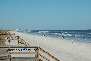 St. Augustine Beach Florida has an abundance of beautiful new homes, waterfront properties and luxury real estate. The down-home atmosphere of St. Augustine Beach mixed with the amities of the big-city life; make it an excellent place to live.  There are many great local restaurants at St. Augustine Beach and lots of fun things to do. Take a walk on the beach in the morning and visit the nations oldest city in the afternoon. 